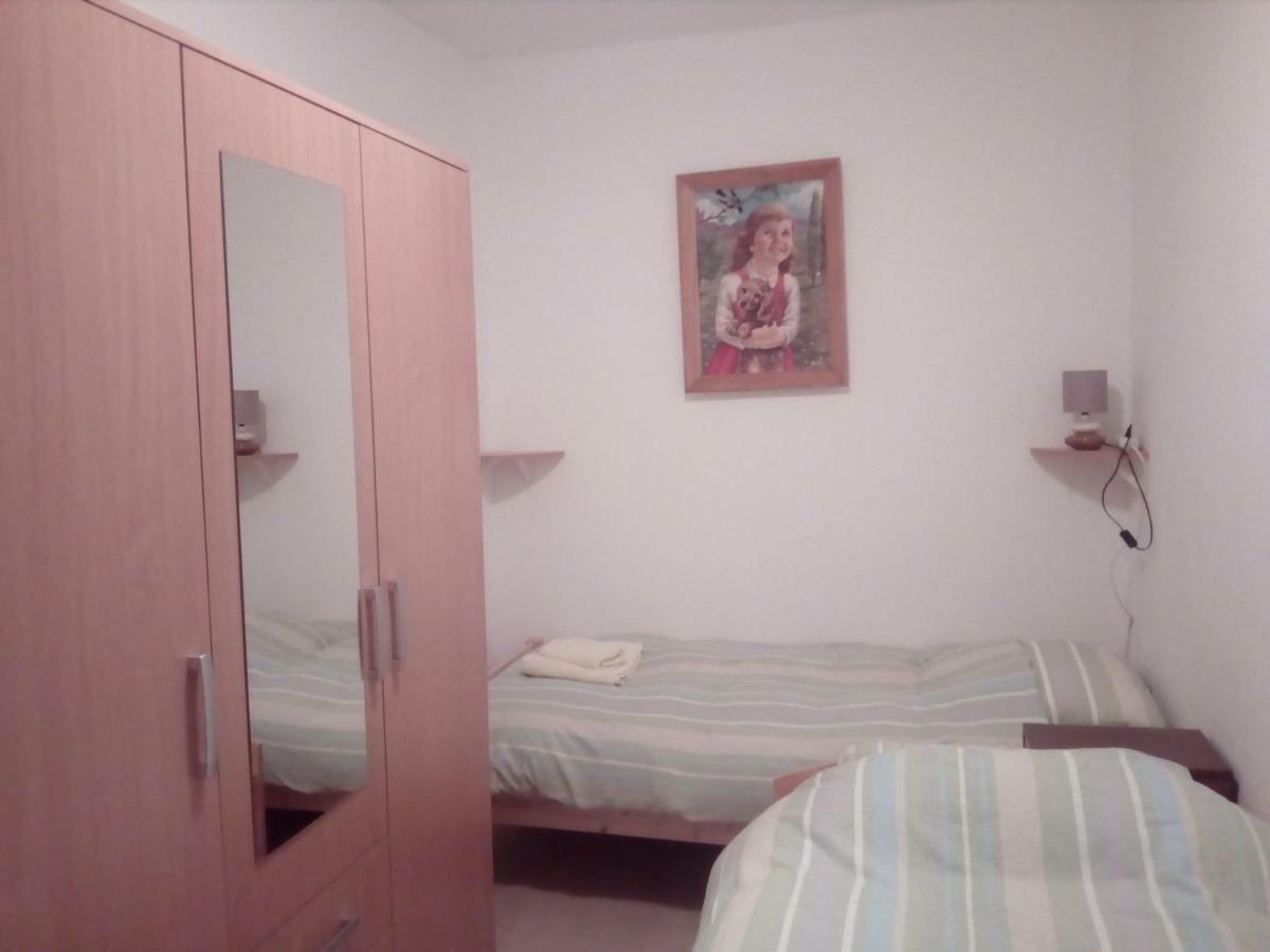 Rakalj Apartment Trsina מראה חיצוני תמונה