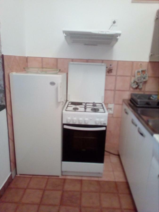 Rakalj Apartment Trsina מראה חיצוני תמונה